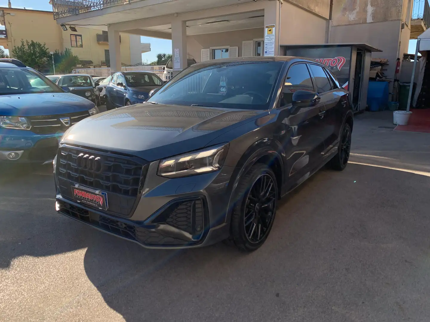 Audi Q2 Q2 30 2.0 tdi Identity Black s-tronic Gris - 1