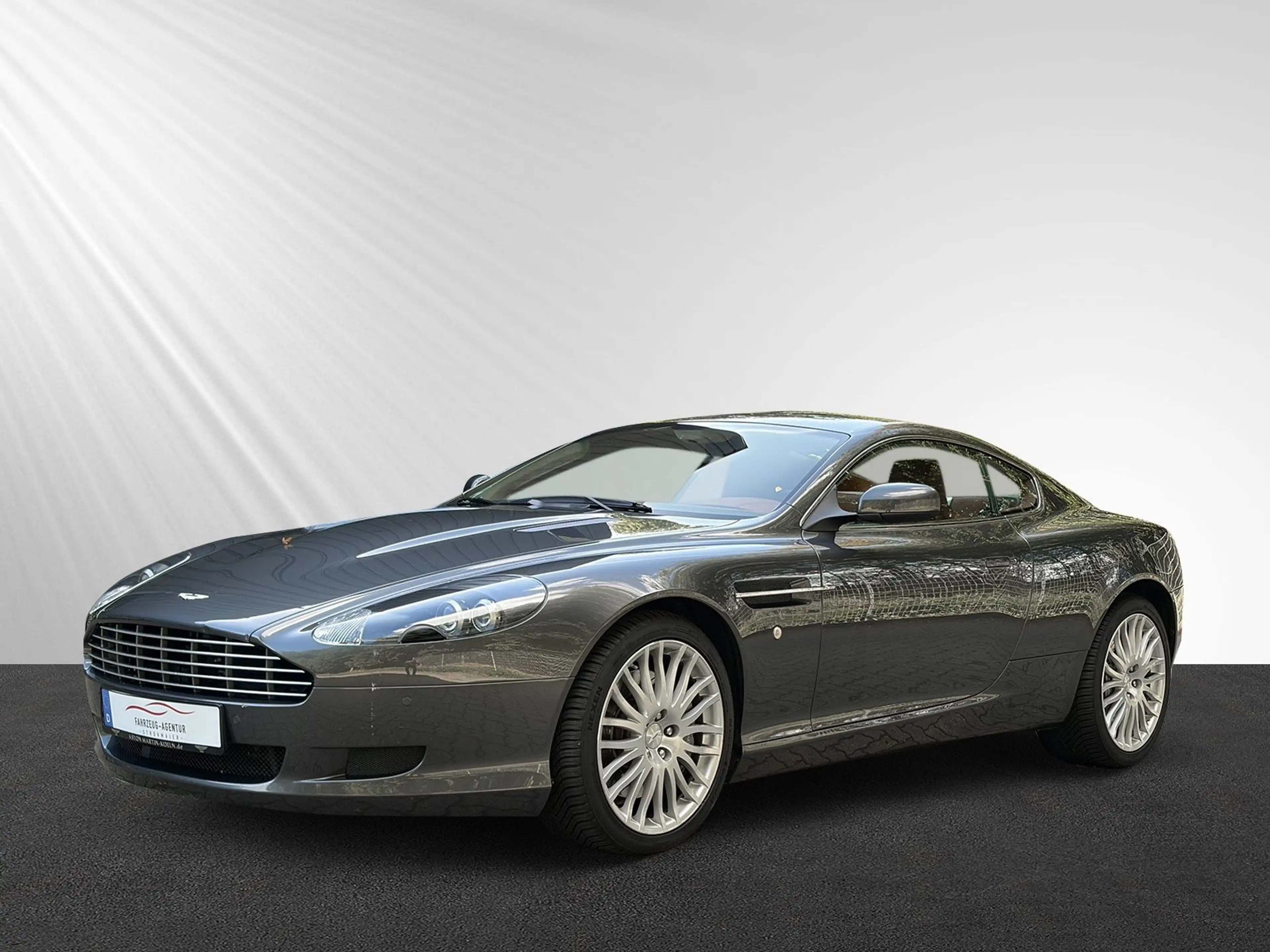 Aston Martin DB9 6.0 Touchtronic/BRD/Service neu/FACELIFT