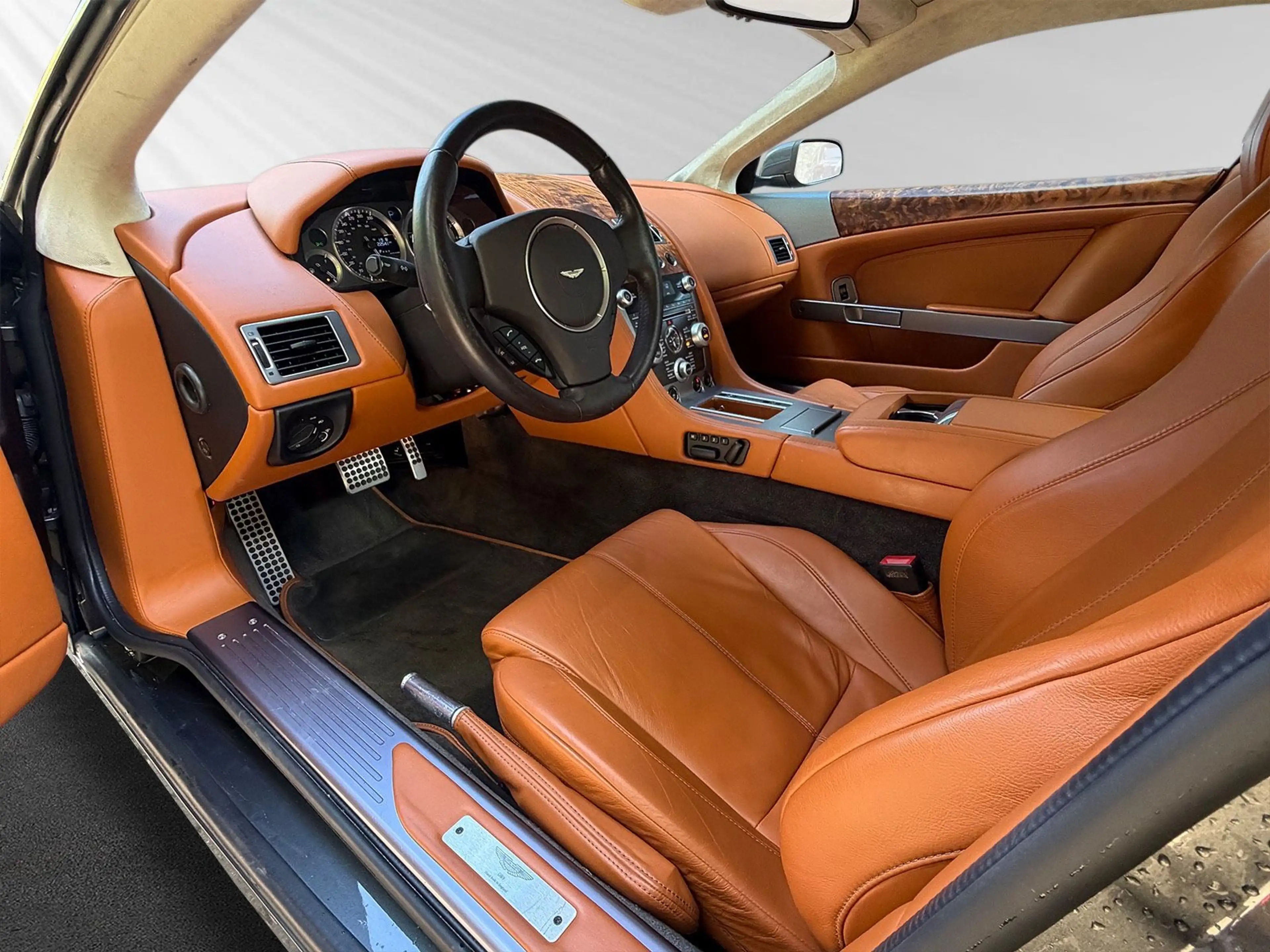 Aston Martin DB9 6.0 Touchtronic/BRD/Service neu/FACELIFT — photo 8