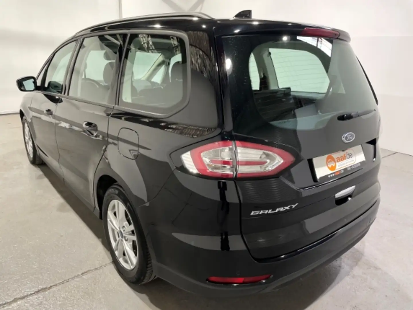 Ford Galaxy 2.0 EcoBlue Trend Automatik EU6d-T 7-Sitzer Černá - 2