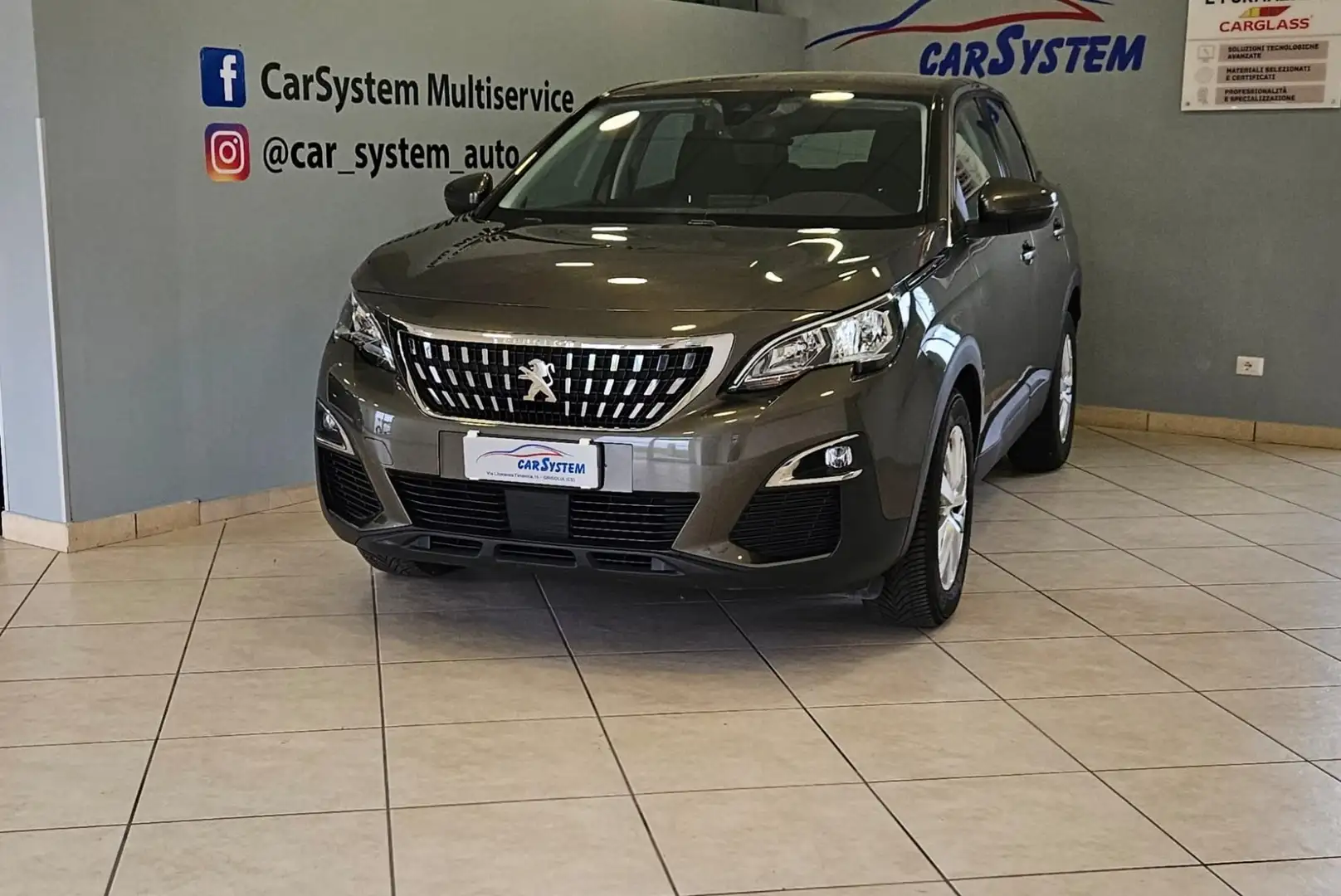 Peugeot 3008 3008 1.5 bluehdi Business s Gris - 1