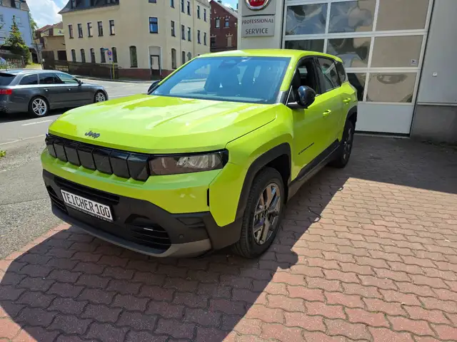 Jeep Compass view 3