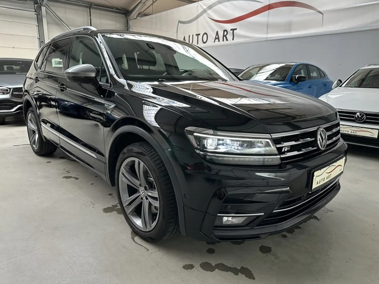 Volkswagen Tiguan Allspace R-Line Highline 4M LED AHK SHZ Noir - 1