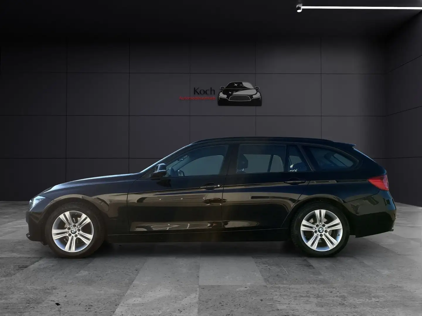 BMW 318 d Touring 8-Gang PDC Schwarz - 2