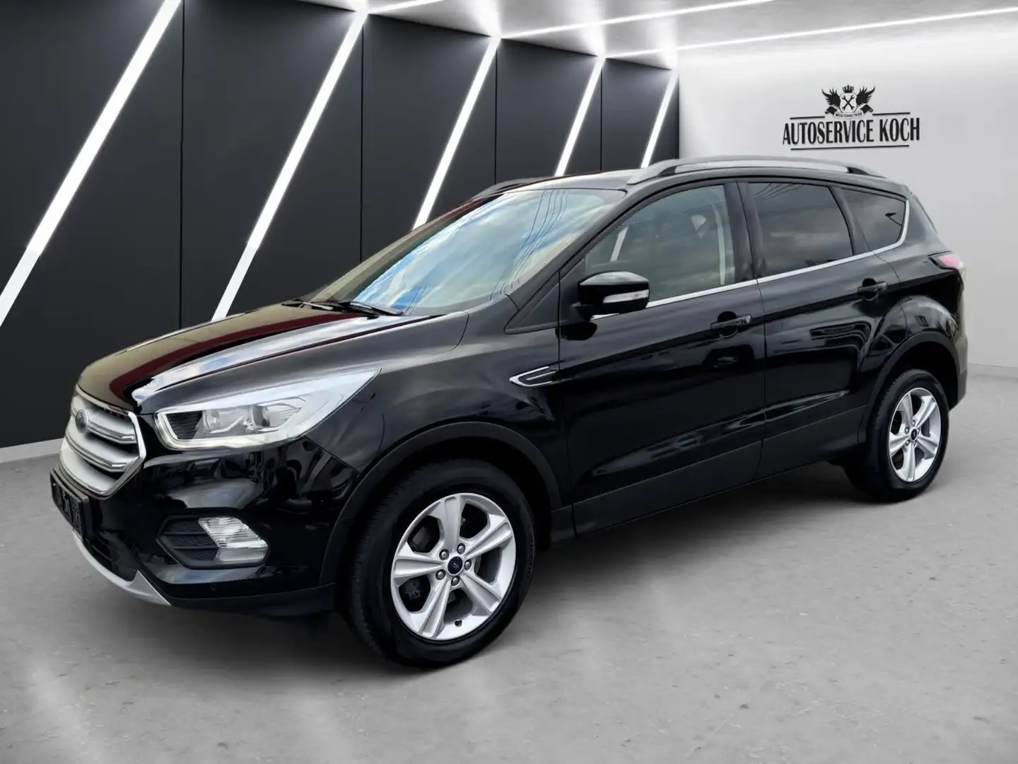 Ford Kuga Titanium Finanzierung Garantie Schwarz - 2