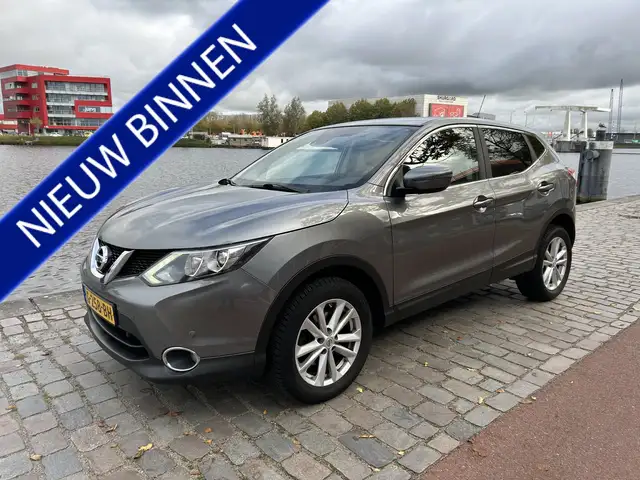 Nissan Qashqai 1.2 Connect Edition 106.000 km navi/camera airco/e