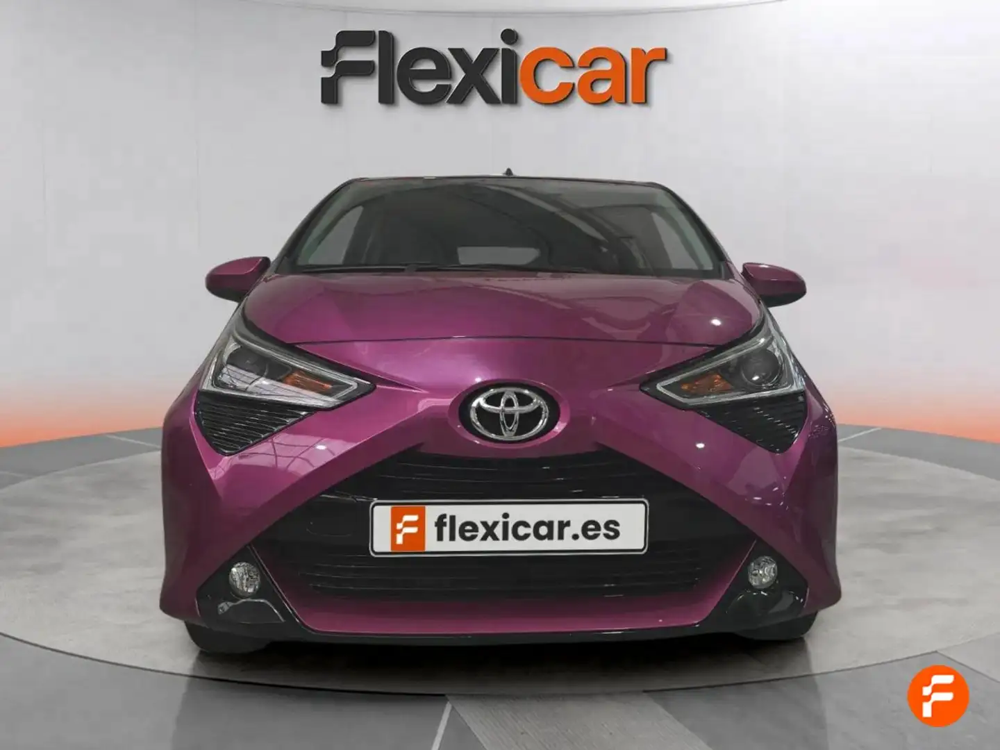 Toyota Aygo 1.0 70 x-cite Burdeos - 2