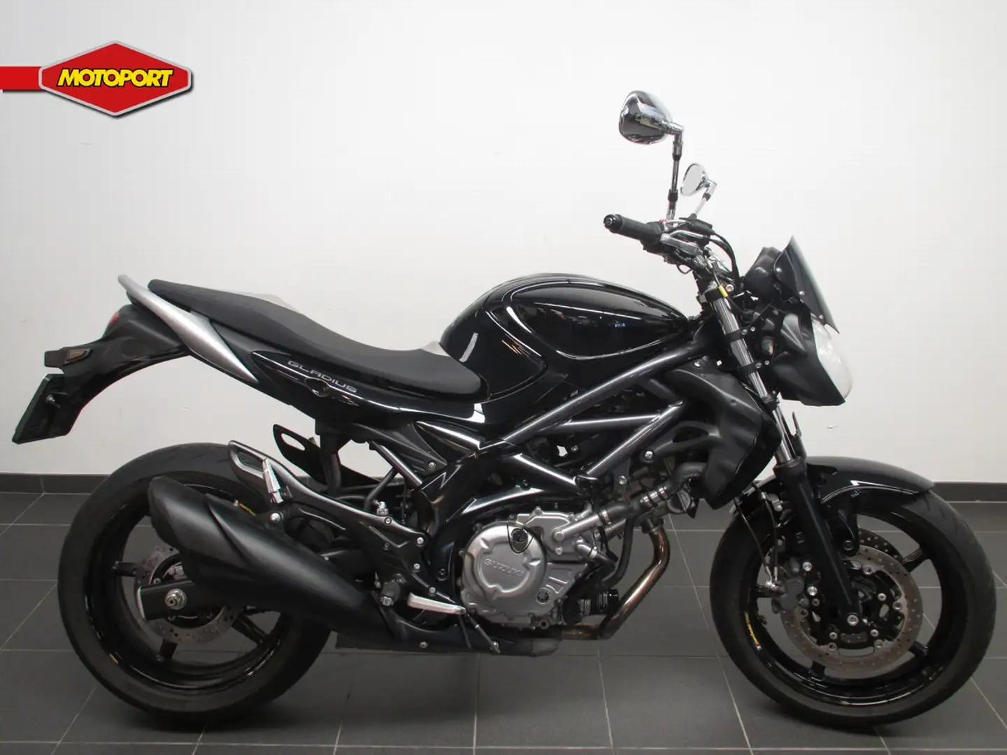 Suzuki GLADIUS Schwarz - 1