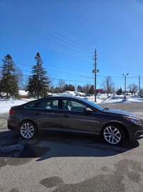 4dr Sdn 2.4L Auto GLS