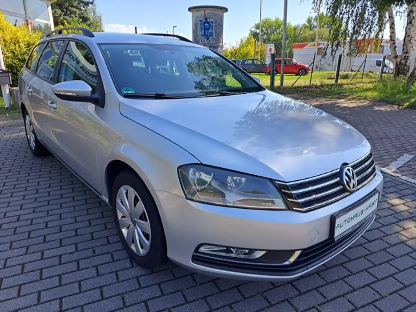 Volkswagen Passat Kombi Klimatronic Navi Sitzhzg. Allwetter Gris - 1