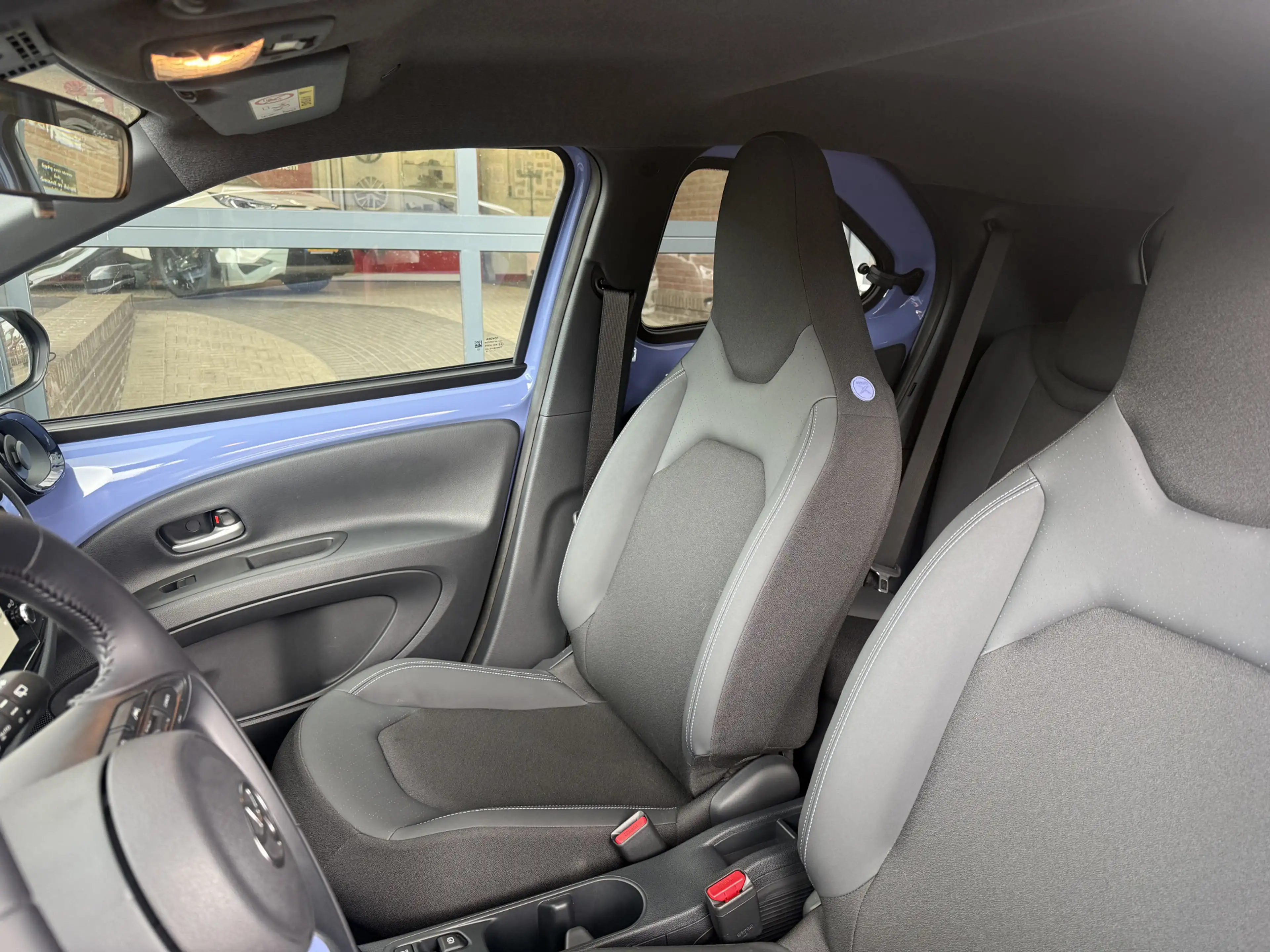 Toyota Aygo X Hybrid 115 envy — photo 13