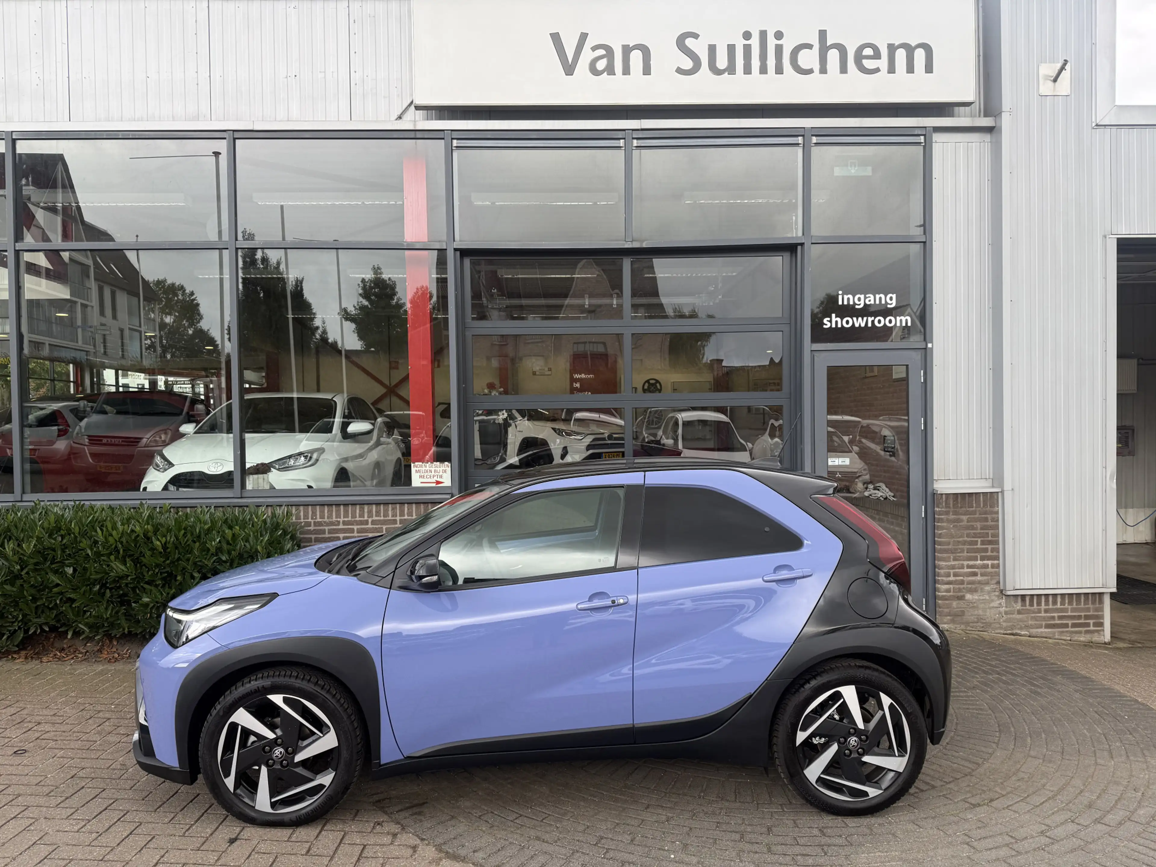 Toyota Aygo X Hybrid 115 envy — photo 2