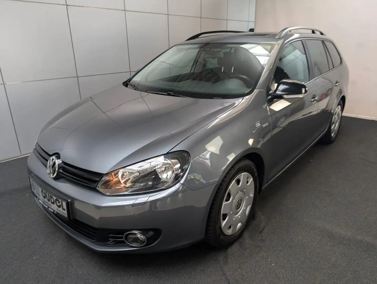 Volkswagen Golf VI 1.6 TDI Variant AHK VK nur an Gewerbe! Grau - 2