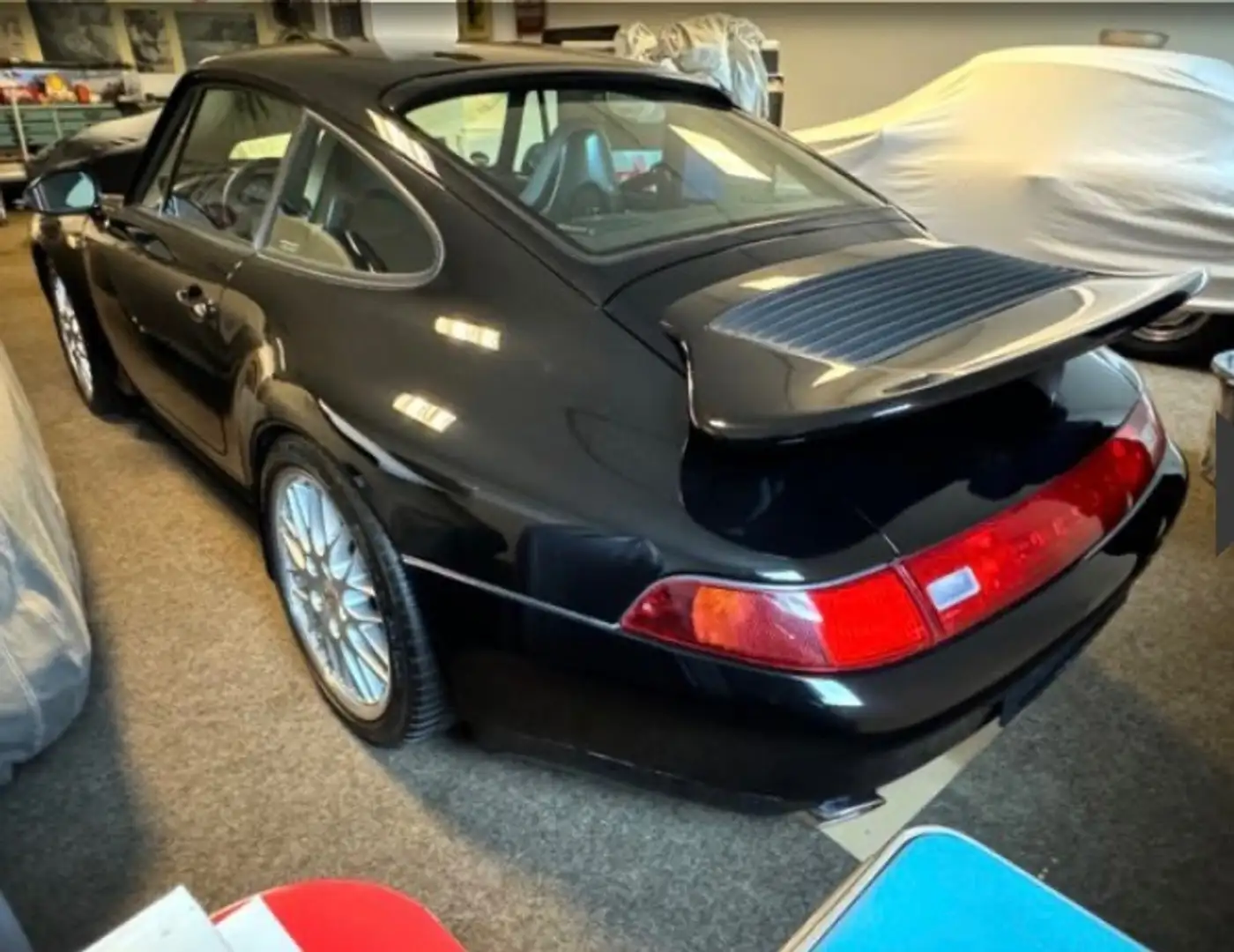 Porsche 993 C2 Coupé im 1. Lack Porsche Scheckheft Schwarz - 1