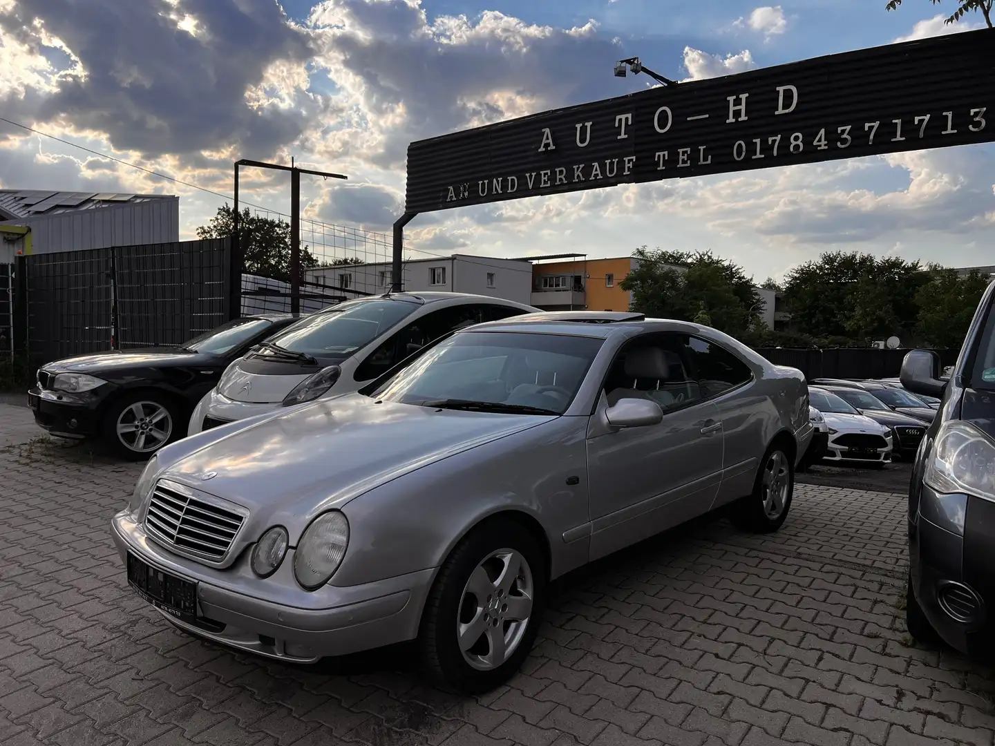 Mercedes-Benz CLK 230 CLK-Klasse Coupe Kompressor  Sport, TÜV Neu, Automatik, Schiebedach Silber - 1