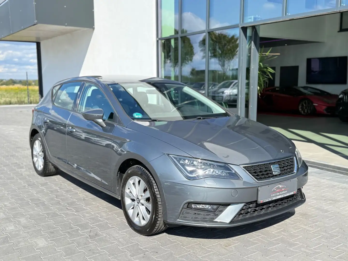 SEAT Leon Style 1.4 TSI LED Grau - 2