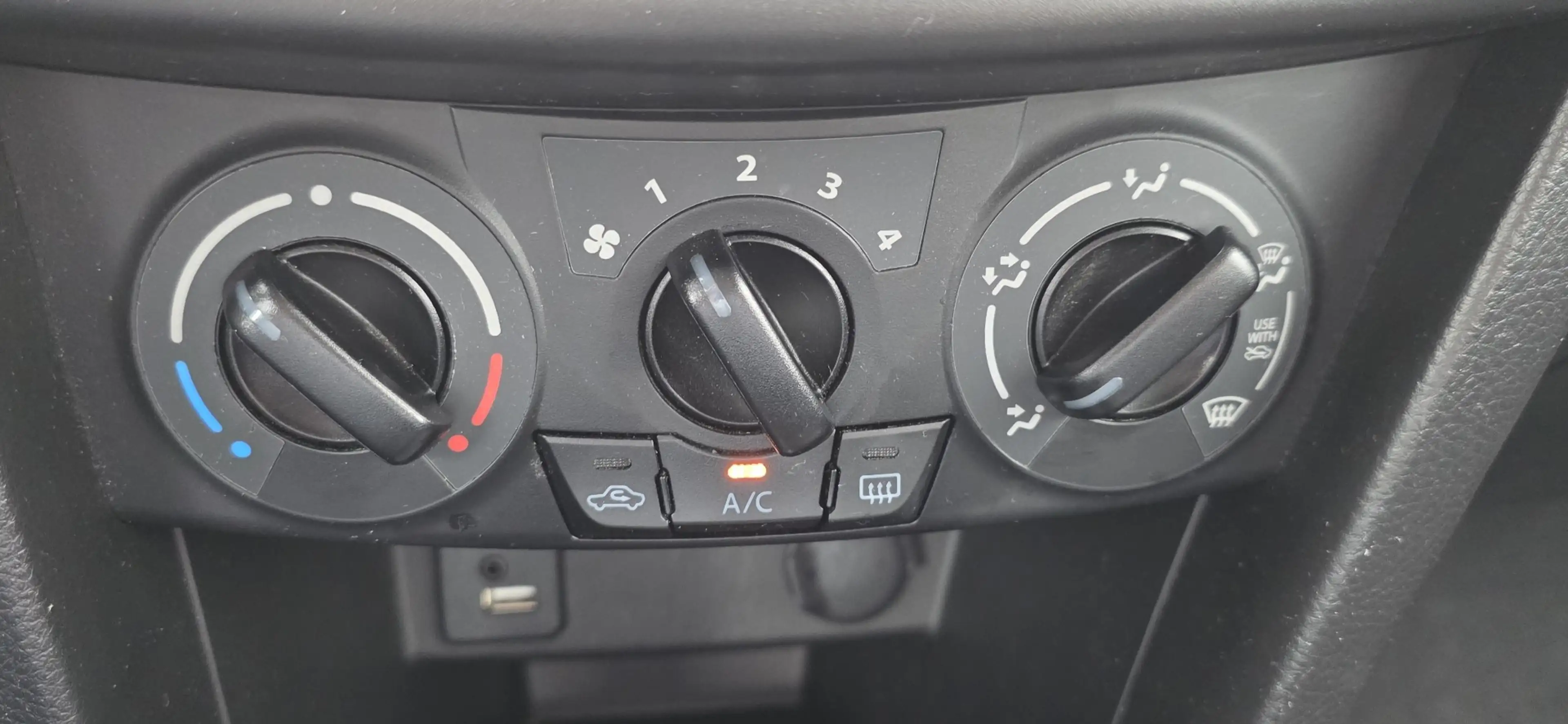 Suzuki Swift 1.3i GLX  Airco Automaat — photo 9