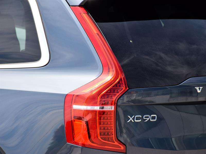 2021 Volvo XC90 Plug in Hybrid | Apple CarPlay | Panoramic Sunroof thumb 35