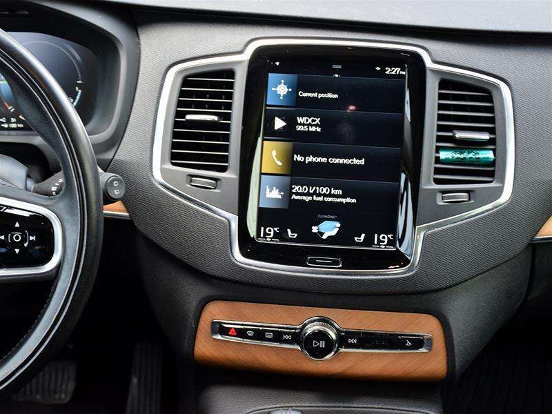2021 Volvo XC90 Plug in Hybrid | Apple CarPlay | Panoramic Sunroof thumb 49