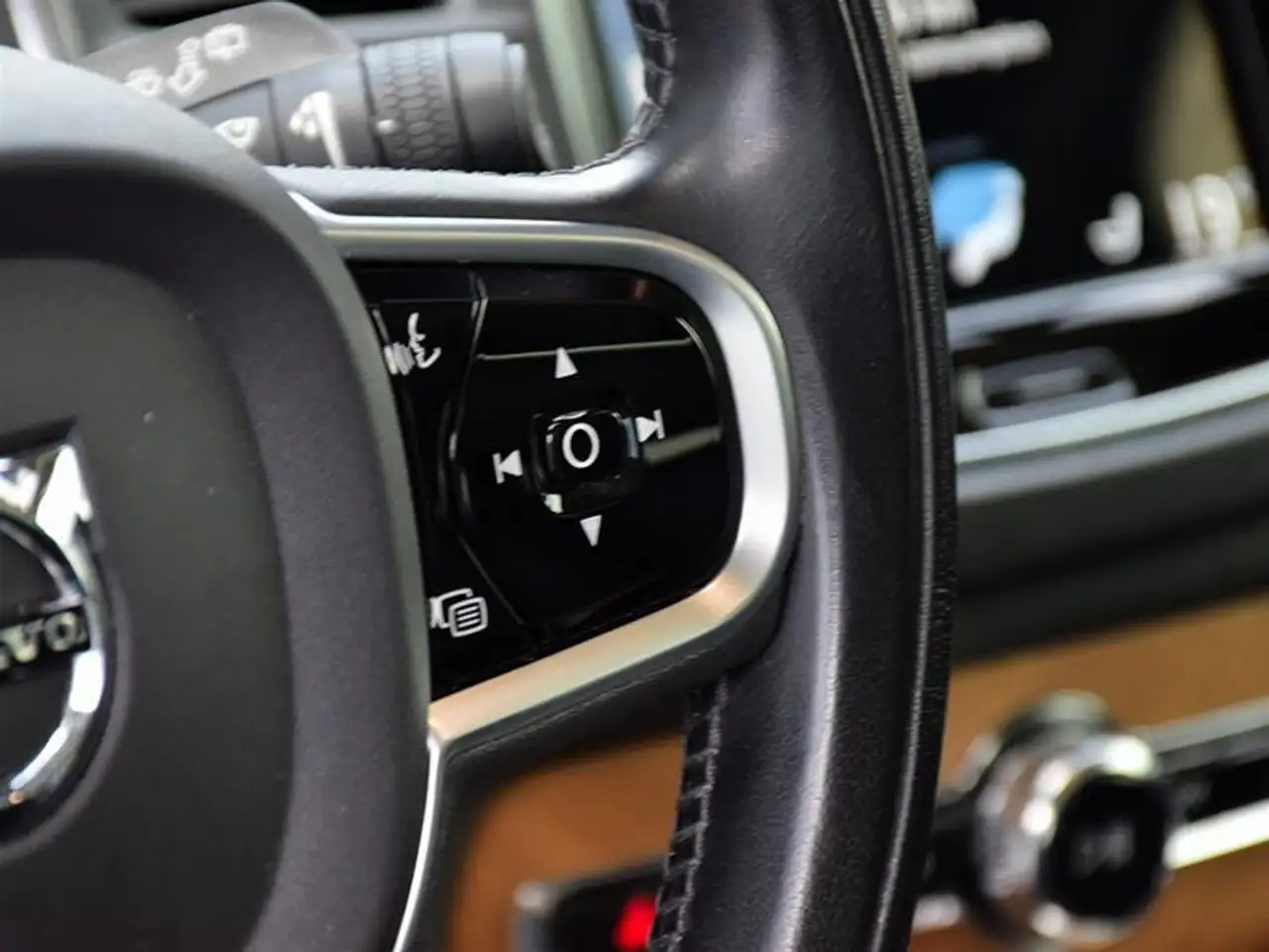 Volvo XC90 снимка Volvo XC90
