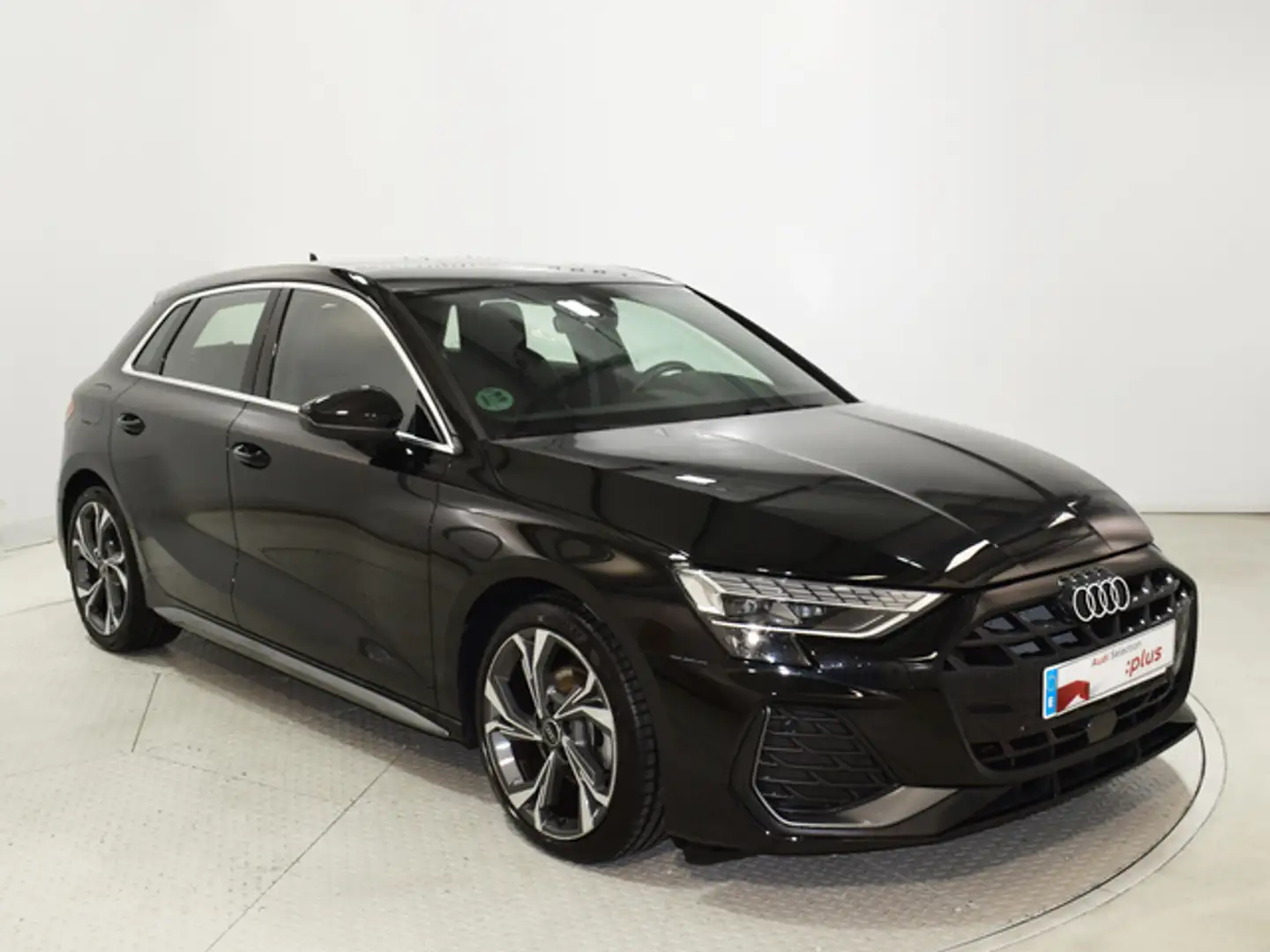Audi A3 Sportback 35 TDI S line S tronic Zwart - 1