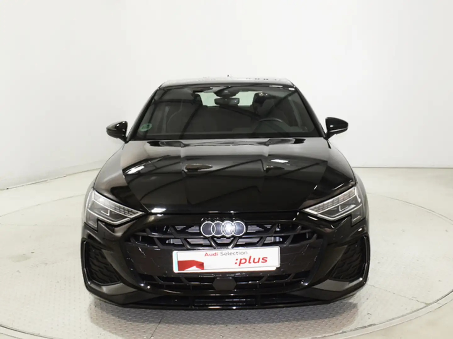 Audi A3 Sportback 35 TDI S line S tronic Zwart - 2