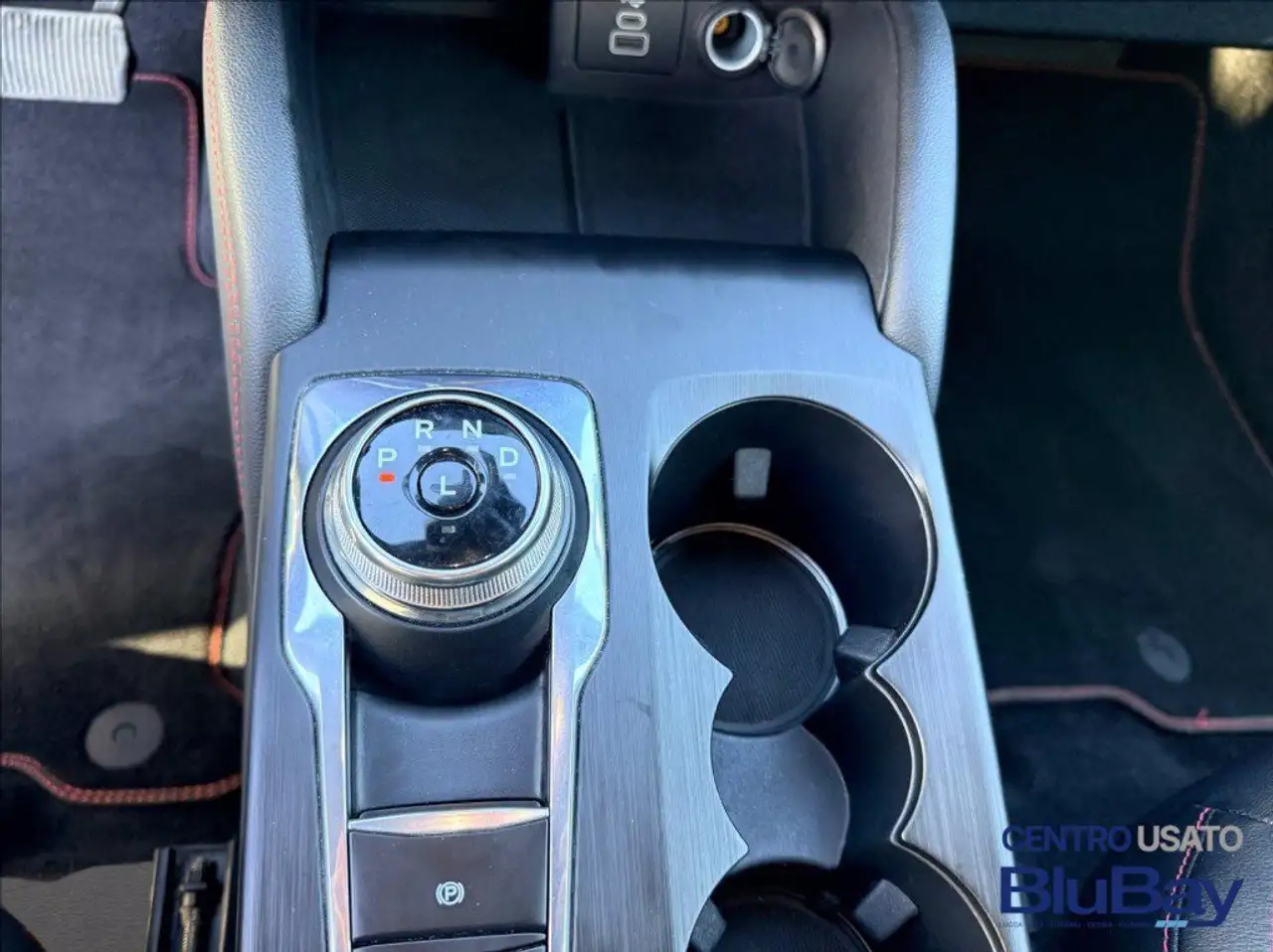 Ford Kuga 2.5 full hybrid st-line x design 2wd 190cv cvt, миниатюра 21