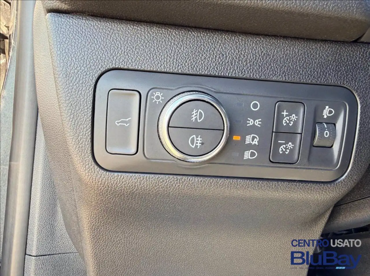Ford Kuga 2.5 full hybrid st-line x design 2wd 190cv cvt, миниатюра 18