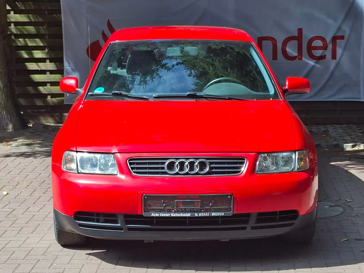 Audi A3 1.8 Attraction, Klimatronic, 5-trg, TÜV 05/2027 Rouge - 2