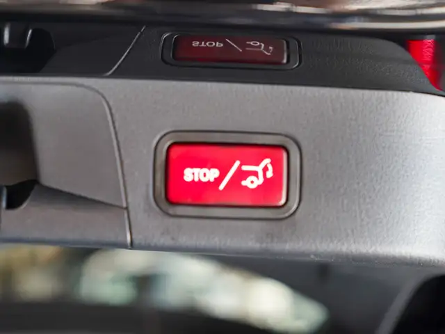 Mercedes-Benz EQB view 6