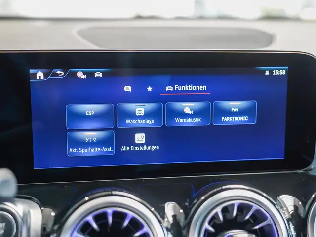 Mercedes-Benz EQB view 24