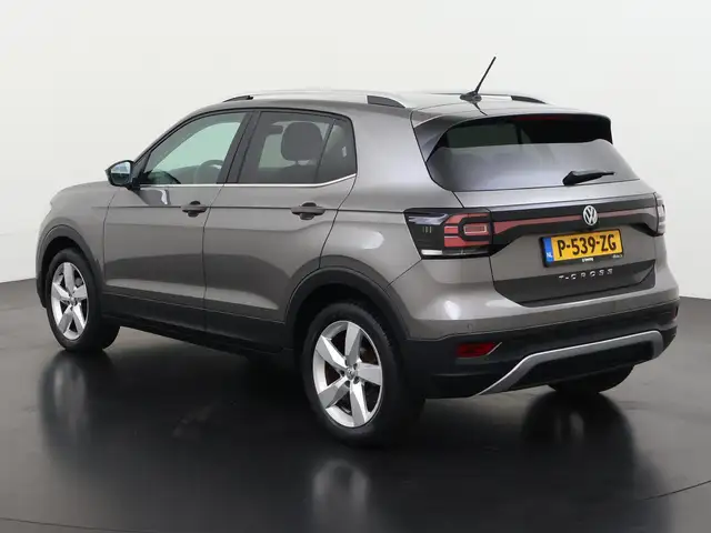 Volkswagen T-Cross view 7