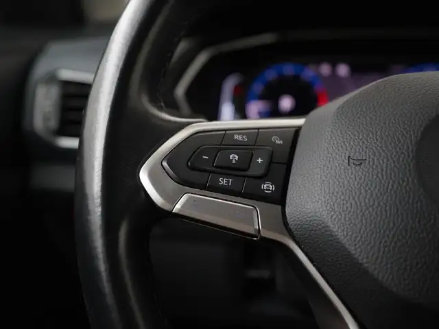 Volkswagen T-Cross view 8