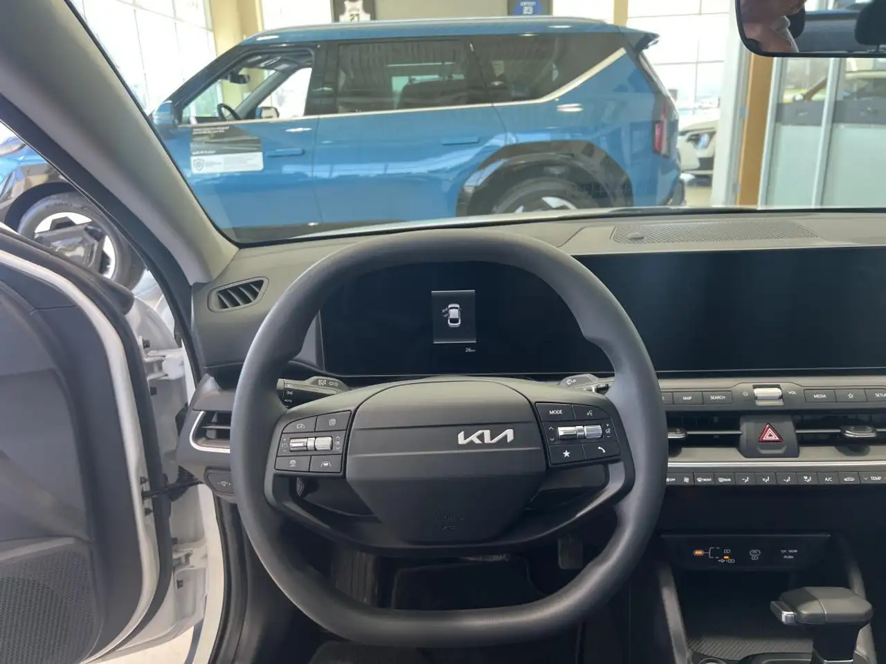 Kia K4 снимка Kia K4