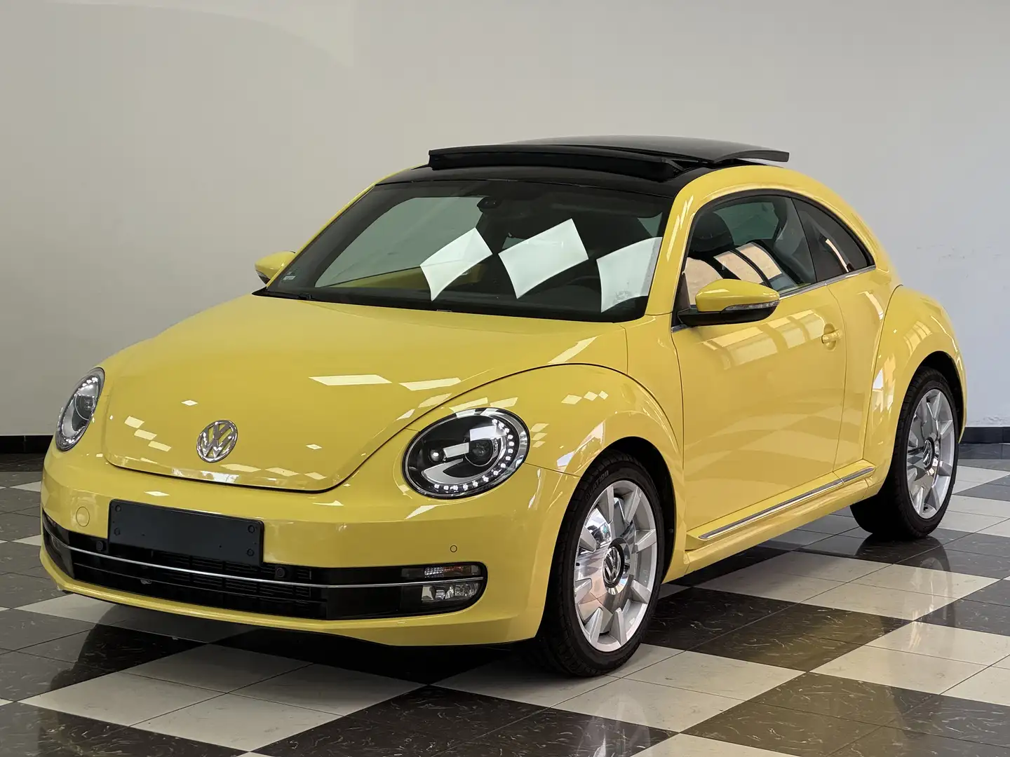 Volkswagen Maggiolino 1.2 tsi Design Gelb - 1