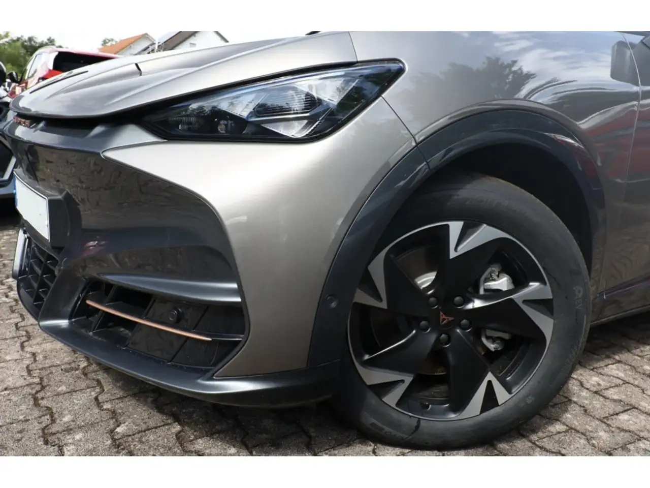 CUPRA Tavascan 2026