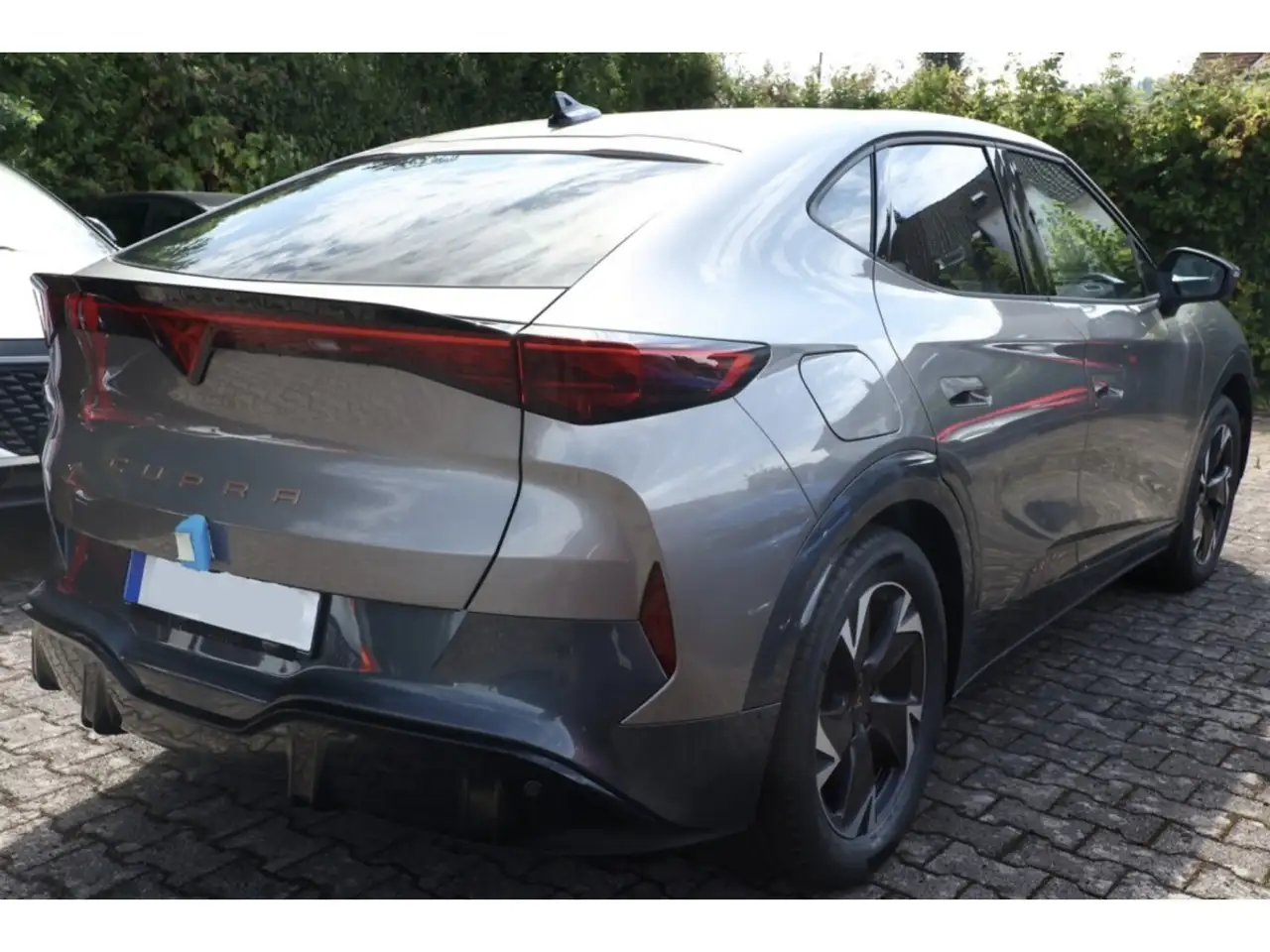CUPRA Tavascan 2026