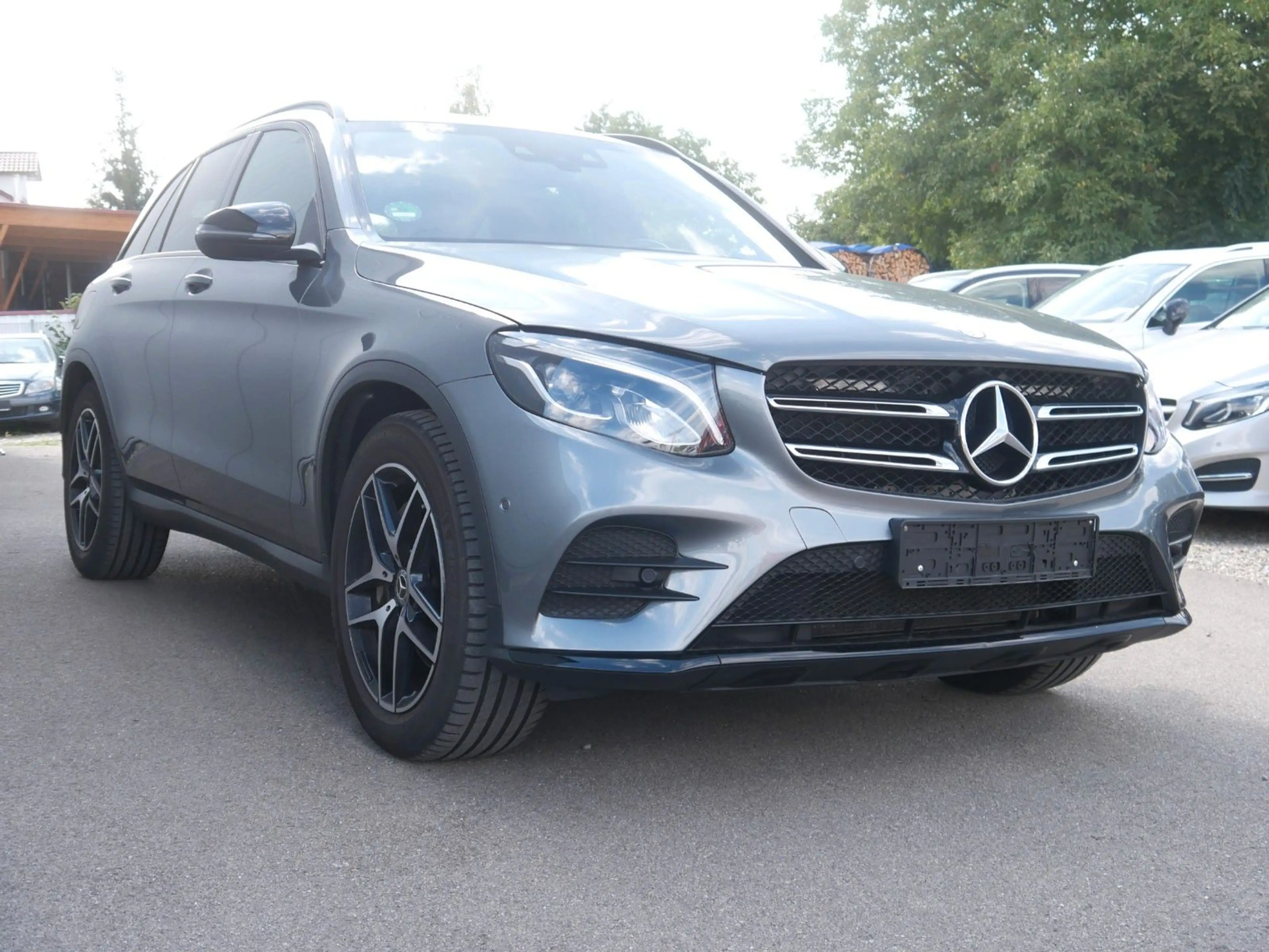 Mercedes-Benz GLC 250 d 4Matic AMG-Line NAVI/LED/HEAD-UP/AHK — photo 5