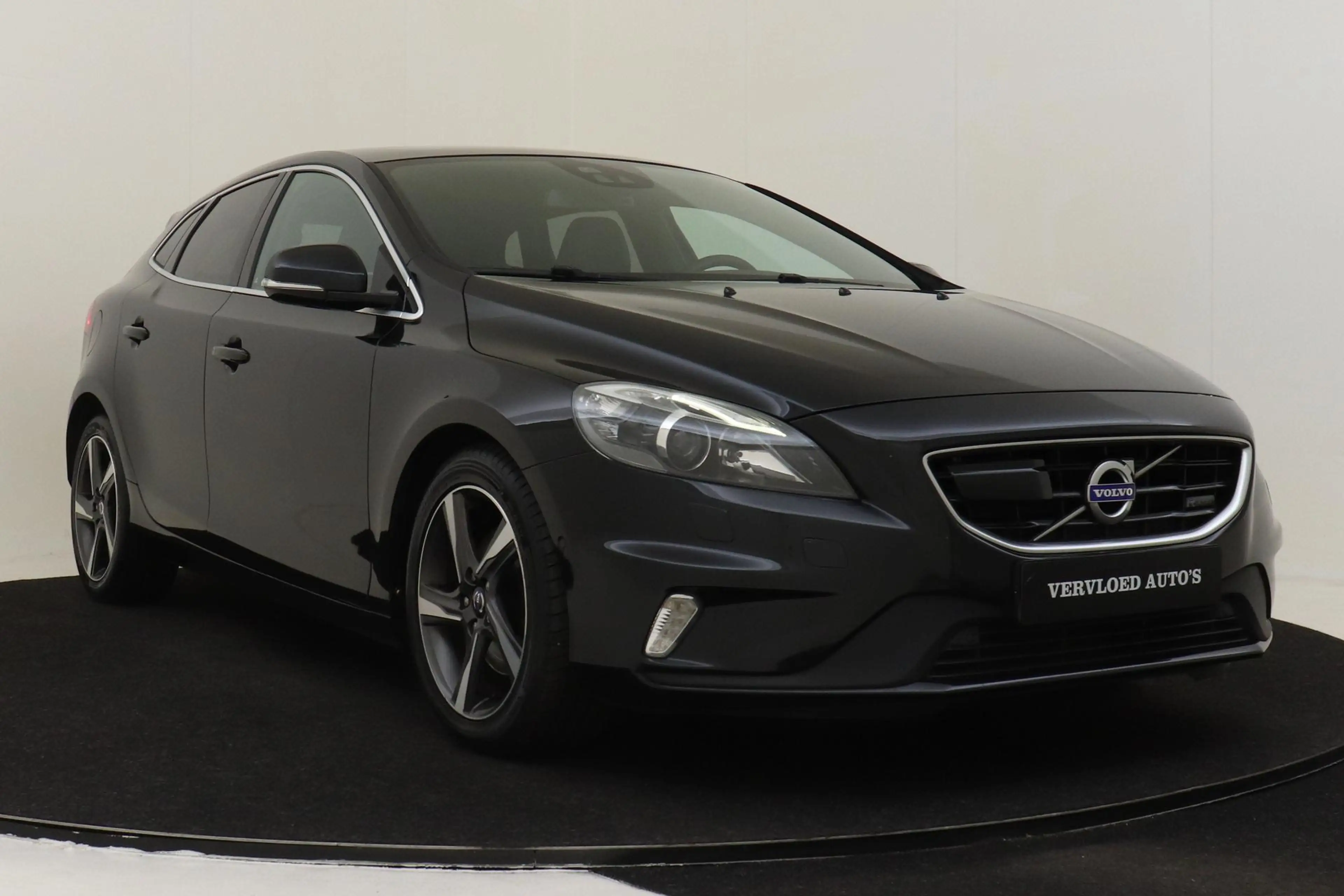 Volvo V40 T3 R-DESIGN -PANO.DAK|PREMIUM-SOUND|POWER-SEATS|LE — photo 11