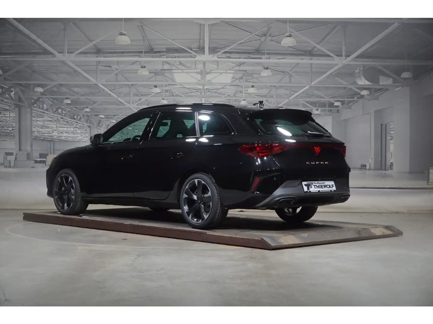 CUPRA Leon ST 1.5 eTSI DSG 18 Zoll Pano Kamera Schwarz - 2