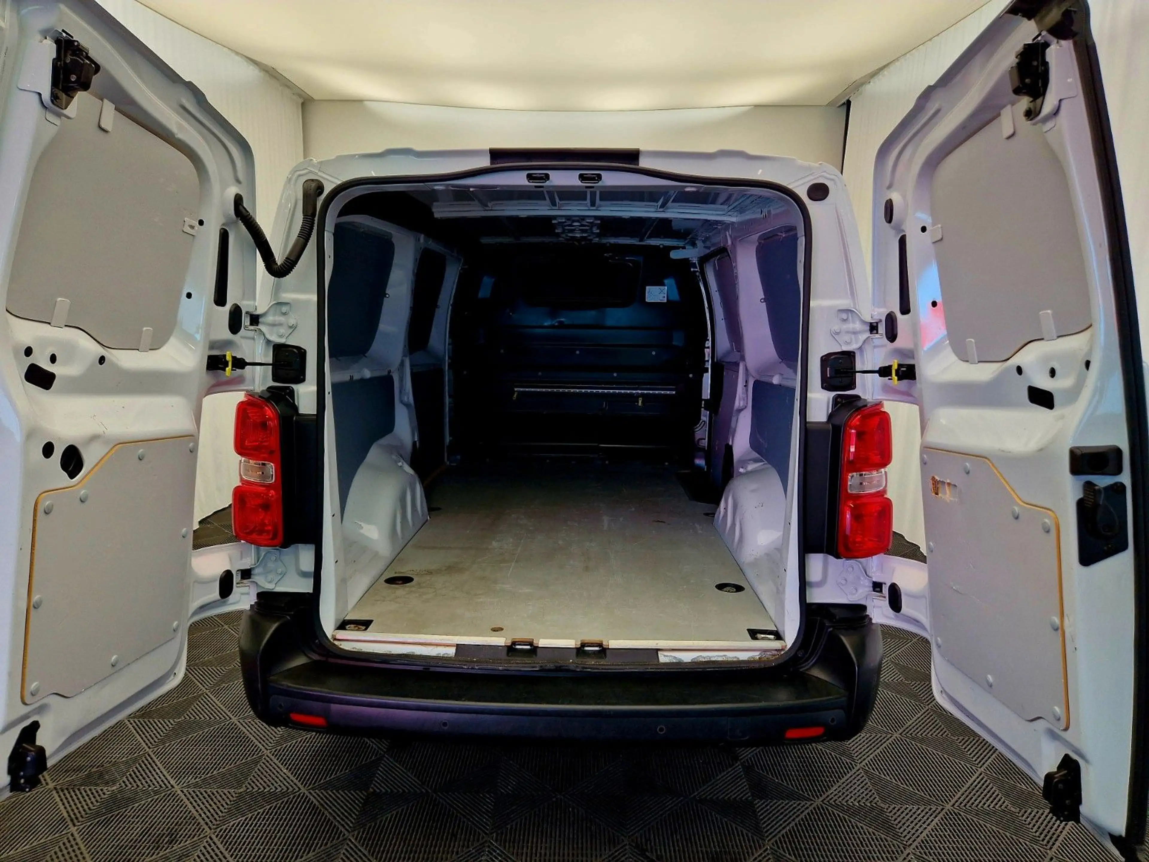 Fiat Scudo Kasten 6G L3 *L3 -MAX.LANG - 3275mm* — photo 11