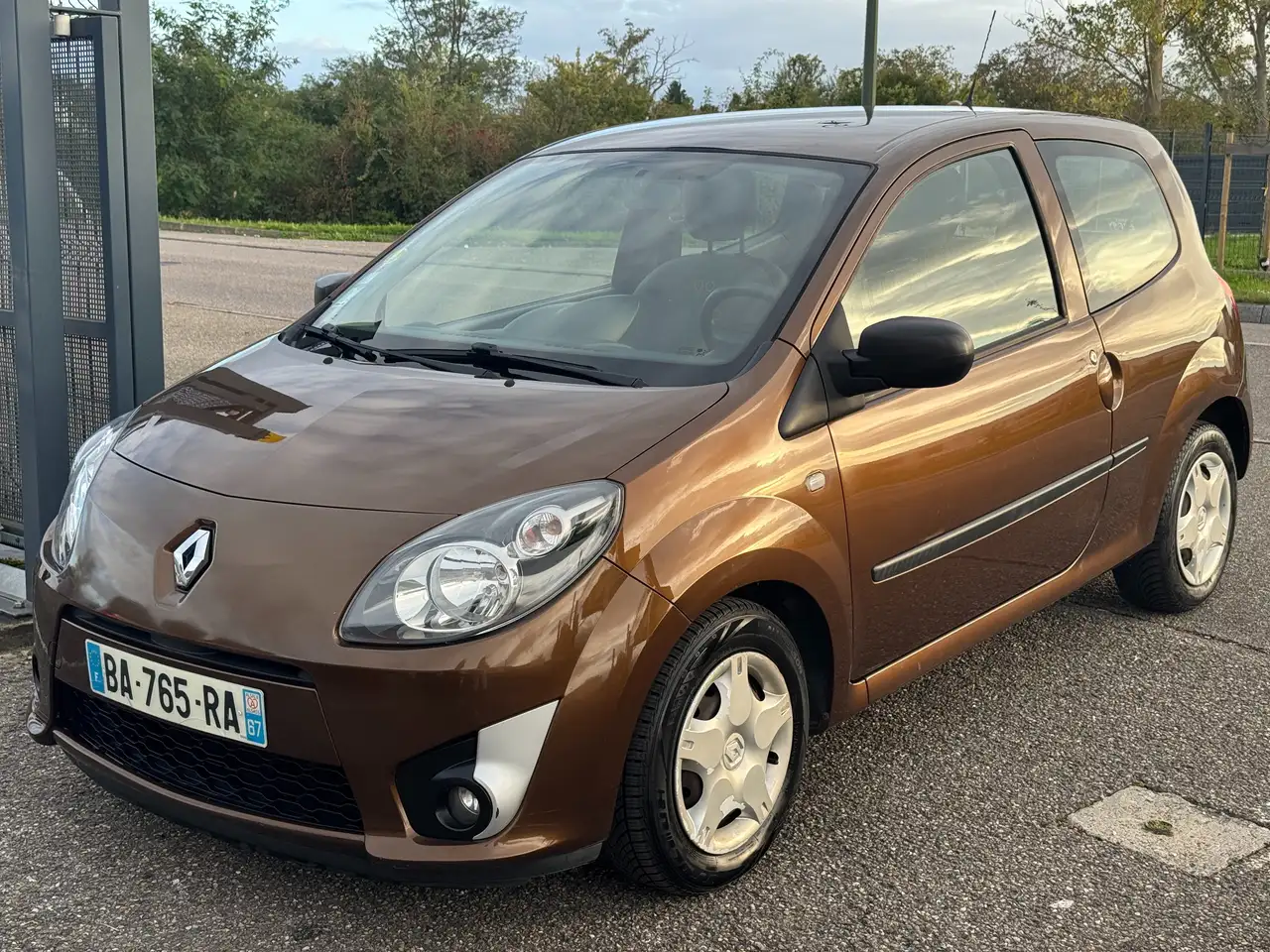 Renault Twingo II 1.2 Essence 16v 75 eco2