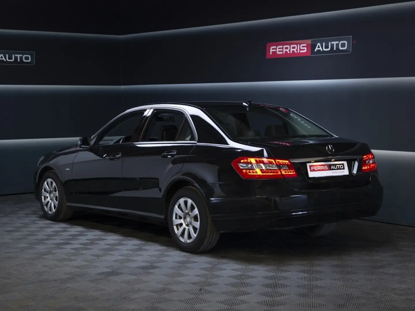 Mercedes-Benz E 200 200CDI BE Negro - 2