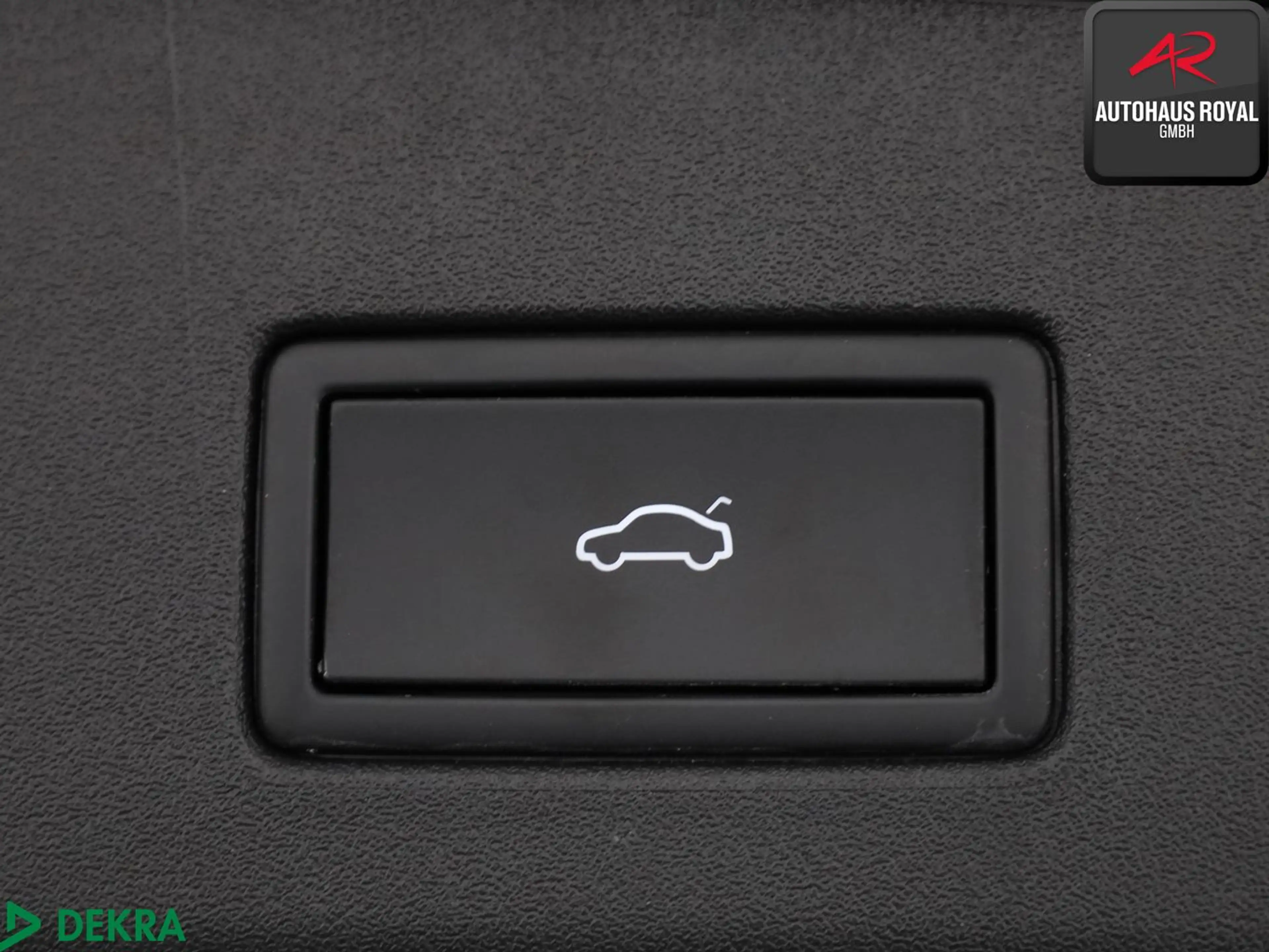 Volkswagen ID.4 GTX 4M WÄRMEPUMPE,HUD,360°,MATRIX,AHK,ACC — photo 23