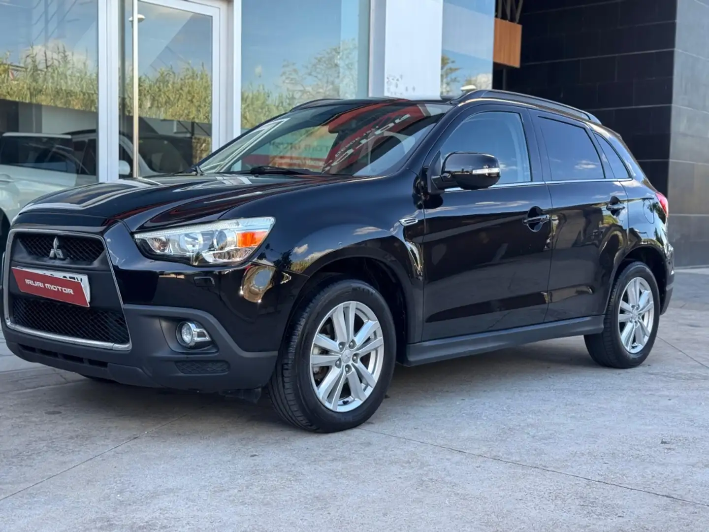 Mitsubishi ASX 200DI-D Kaiteki 4WD Schwarz - 2