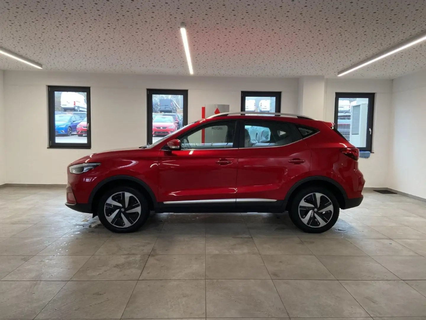 MG ZS 51 kWh Comfort LED Kamera Klimaautomatik Rot - 2