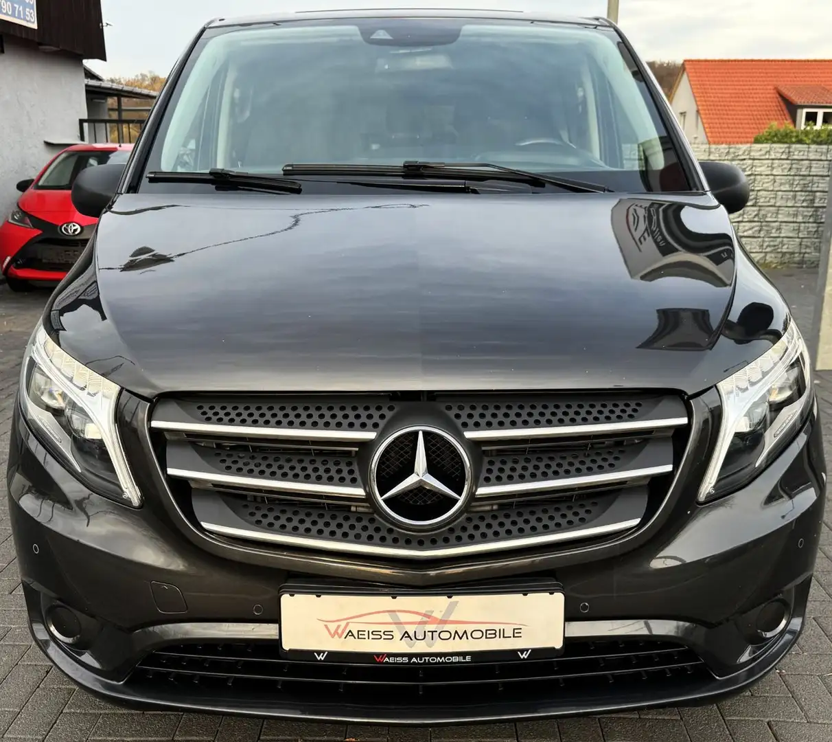 Mercedes-Benz Vito Tourer 119 Edition Lang Standhzg|Liege-Pake Grau - 2