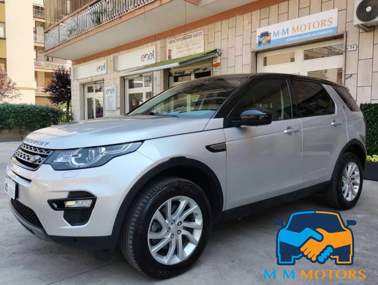 Land Rover Discovery Sport 2.0 TD4 150 CV HSE Luxury 4WD Argent - 1
