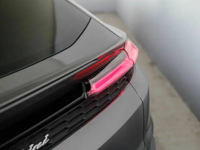 Lamborghini Urus SE Ansicht 10