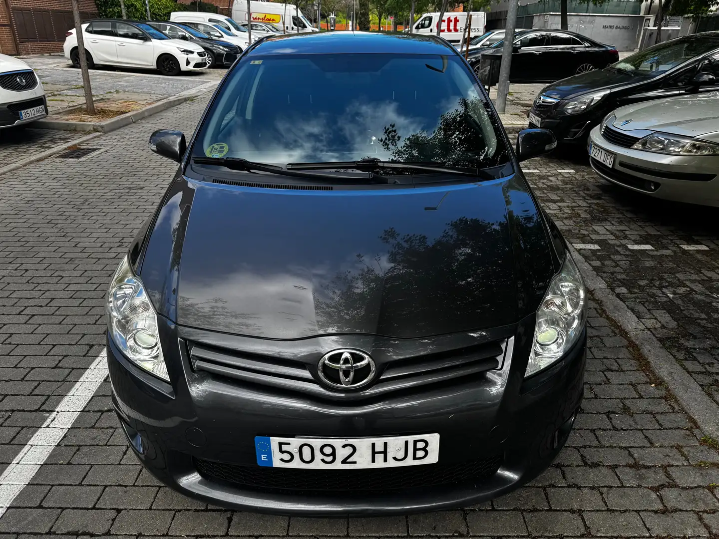 Toyota Auris Auris 90D Active Active Gris - 1